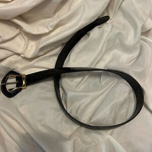 Express Medium leather black belt - like new